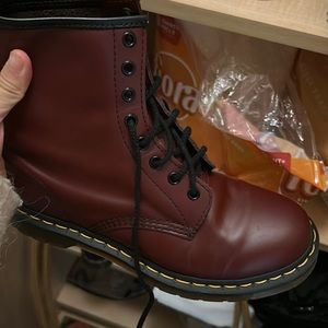 Dr martens like new they don’t fit me anymore